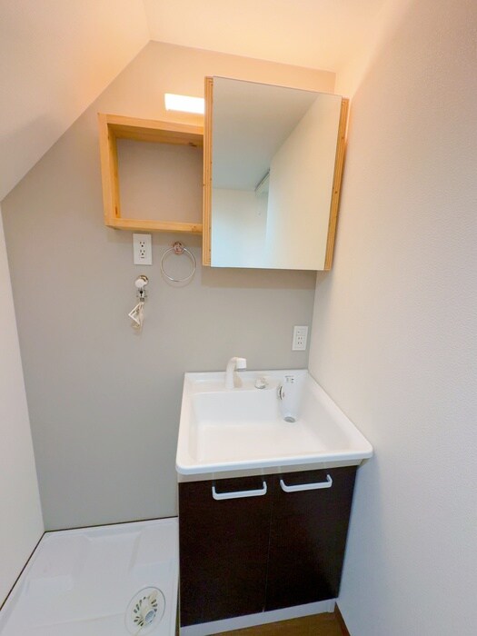 物件内観写真13　(洗面)