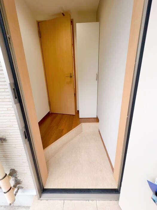 物件内観写真14　(玄関)