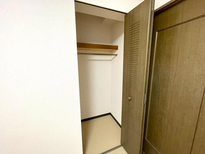 物件内観写真10　(収納)