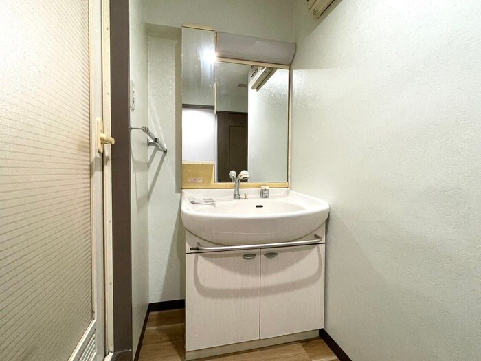 物件内観写真14　(洗面)