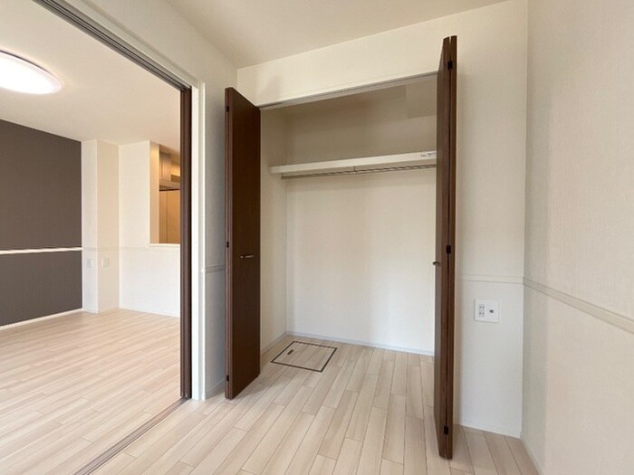 物件内観写真5　(収納)