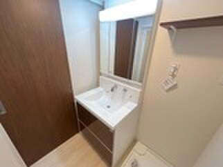 物件内観写真9　(洗面)