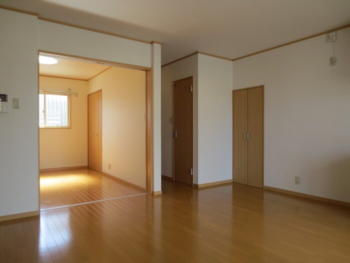 物件内観写真7　(居室)