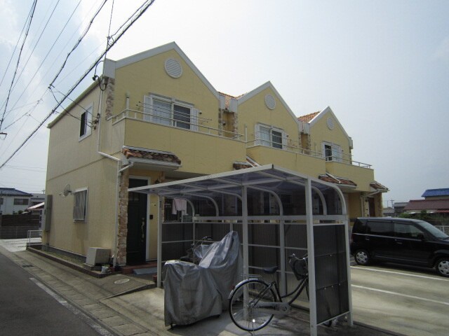 物件外観写真3　(駐輪場)