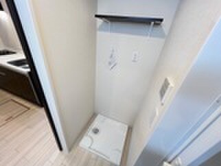 物件内観写真10　(洗濯機置場)