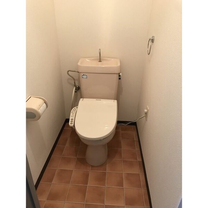 物件内観写真11　(トイレ)