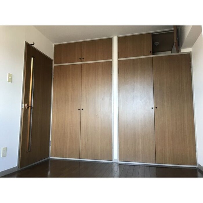 物件内観写真15　(収納)