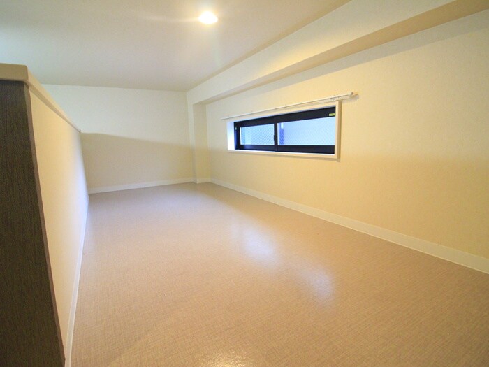 物件内観写真9　(ロフト)