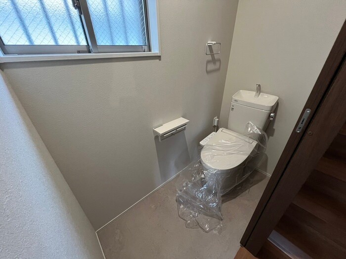 物件内観写真11　(トイレ)