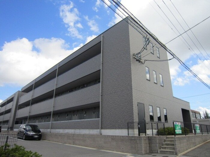 物件外観写真2　(外観写真)