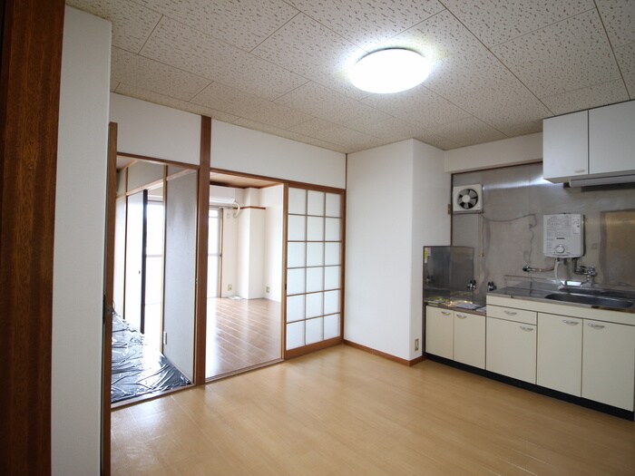 物件内観写真6　(居室)