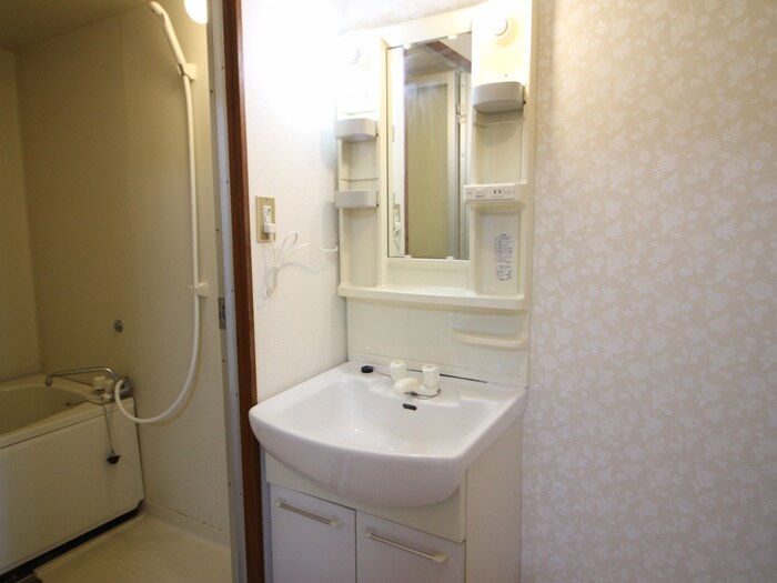 物件内観写真11　(洗面)