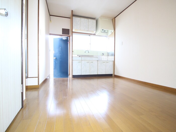 物件内観写真7　(居室)