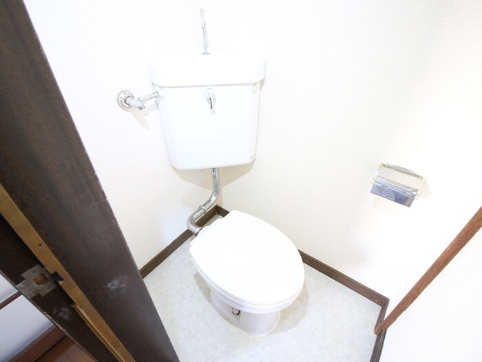 物件内観写真12　(トイレ)