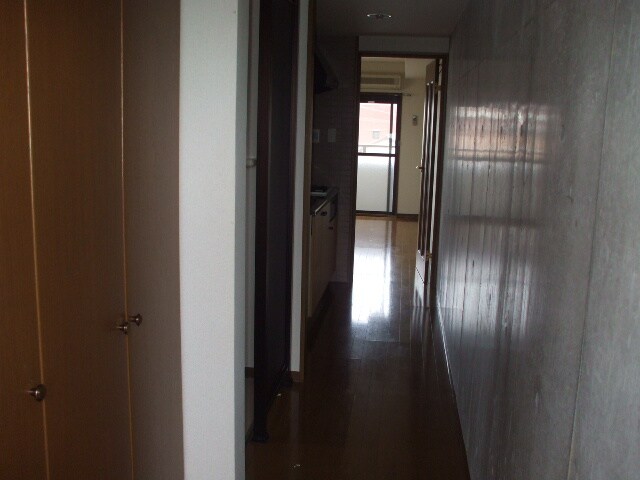 物件内観写真7　(廊下)
