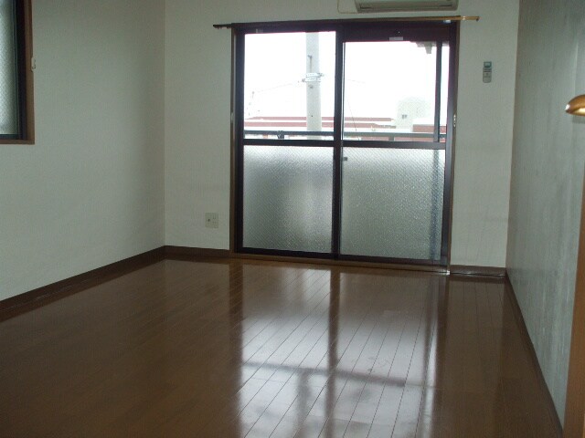 物件内観写真13　(居室)