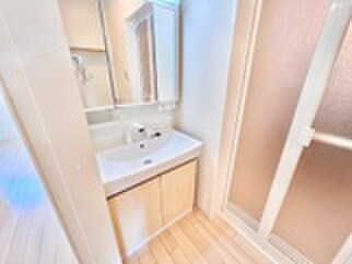 物件内観写真12　(洗面)