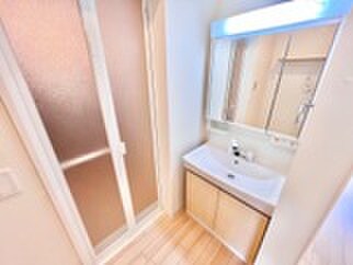 物件内観写真13　(洗面)