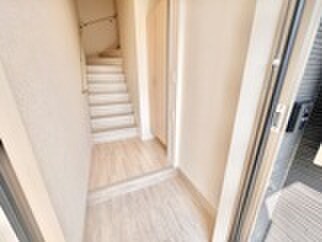 物件内観写真17　(廊下)