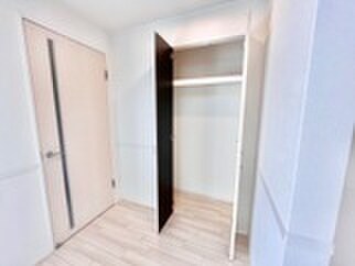 物件内観写真18　(収納)