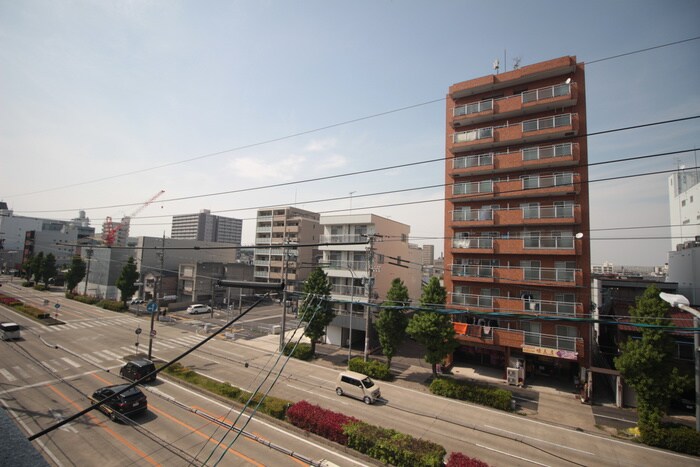 物件内観写真17　(室内からの展望)