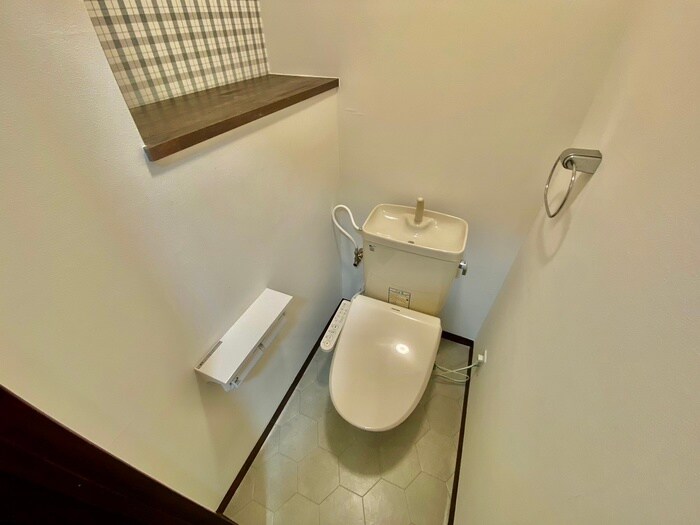 物件内観写真11　(トイレ)