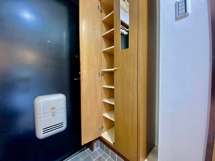 物件内観写真14　(靴箱)