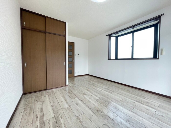 物件内観写真18　(居室)