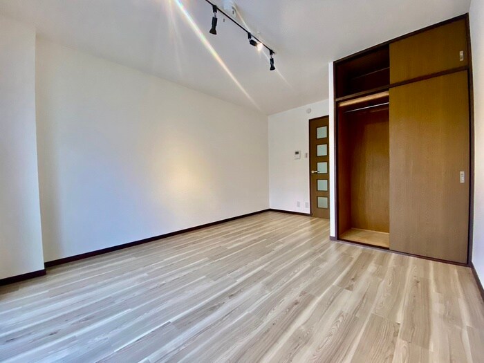 物件内観写真18　(居室)