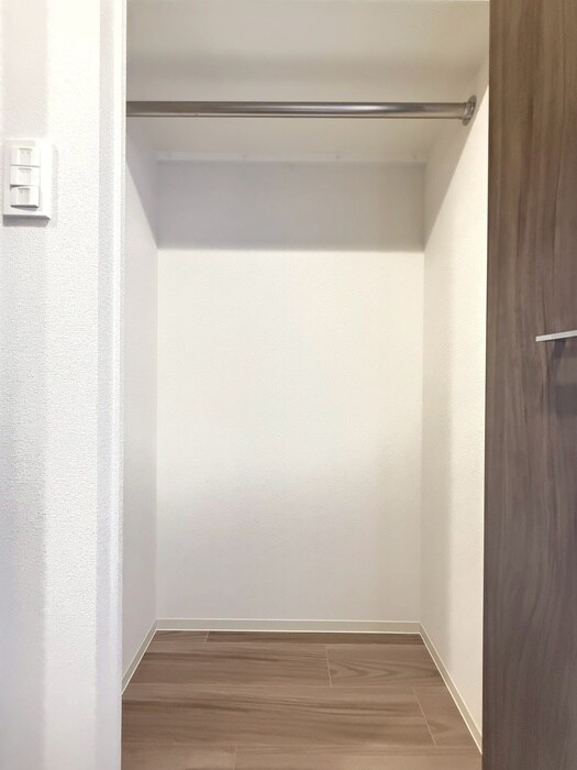 物件内観写真8　(収納)