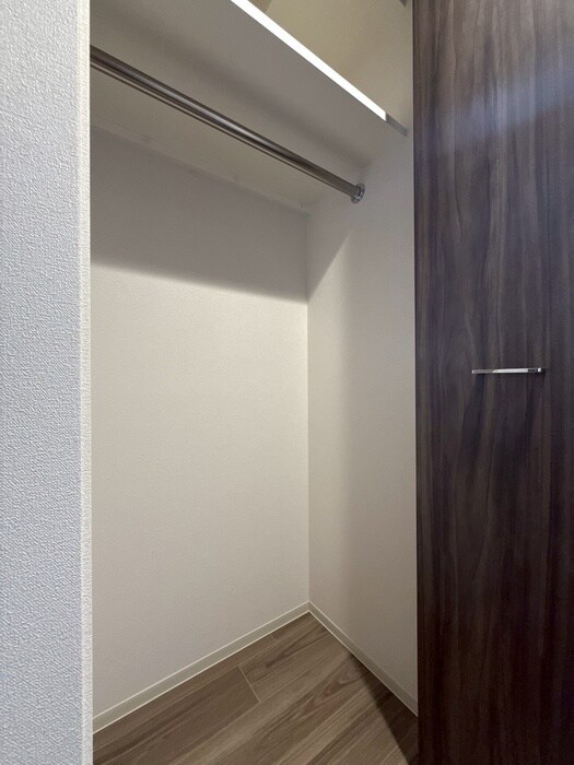 物件内観写真10　(収納)