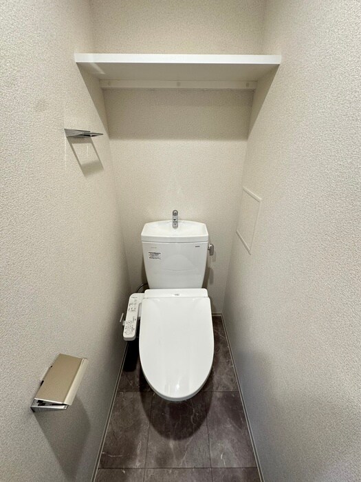 物件内観写真11　(トイレ)