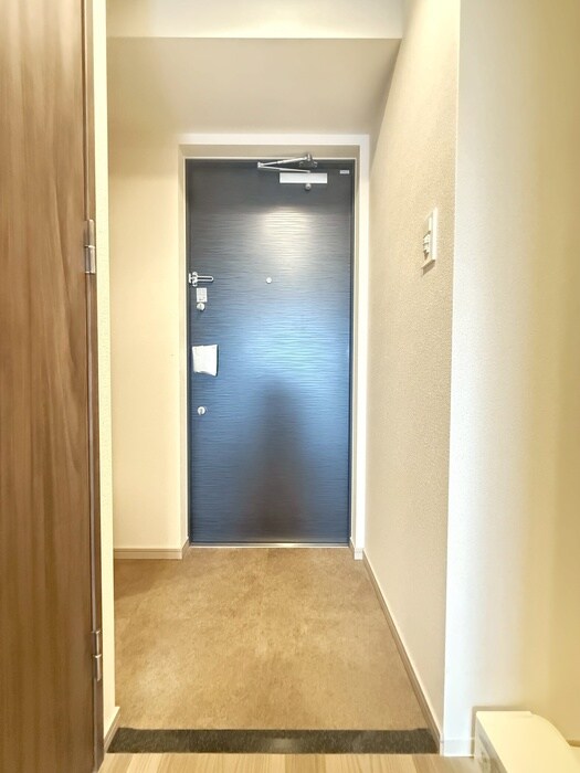 物件内観写真13　(玄関)