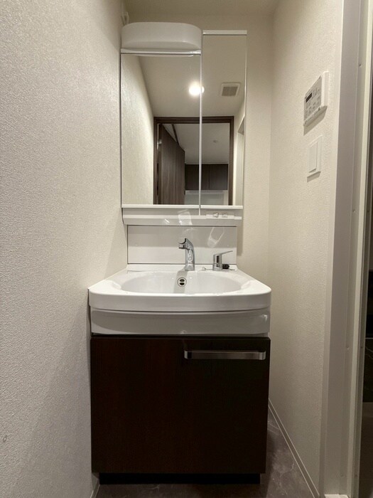 物件内観写真13　(洗面)