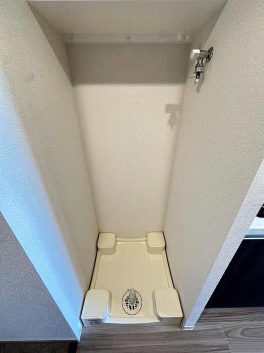 物件内観写真13　(洗濯機置場)