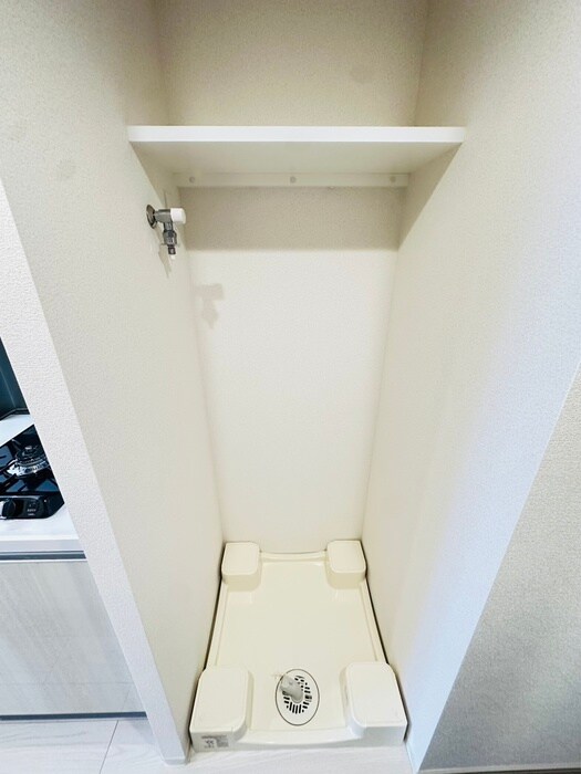 物件内観写真14　(洗濯機置場)