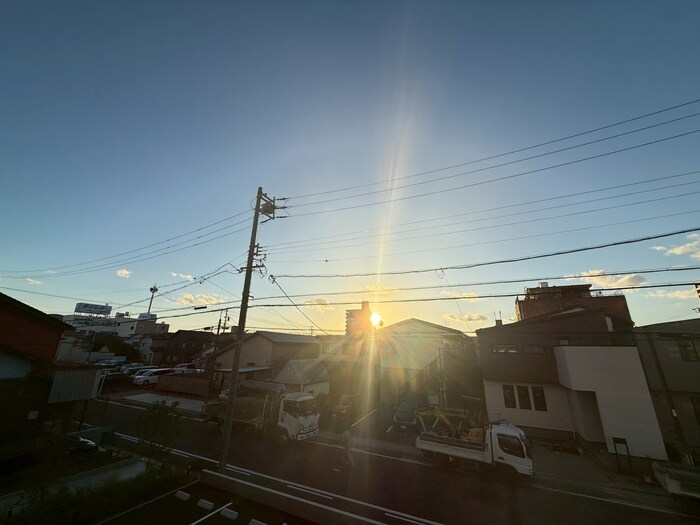 物件内観写真16　(室内からの展望)