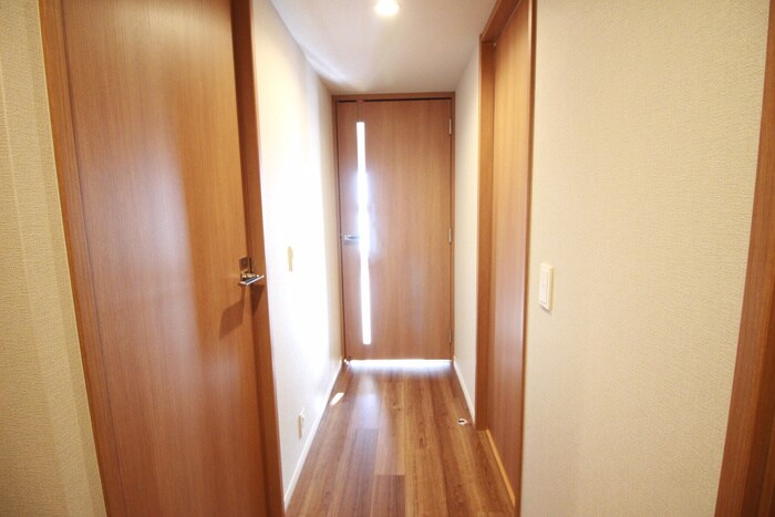 物件内観写真20　(廊下)