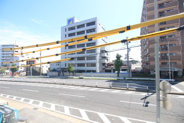 物件内観写真15　(室内からの展望)