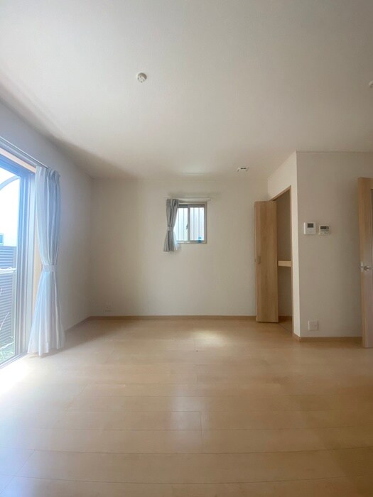 物件内観写真12　(居室)