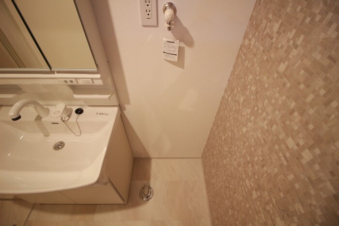 物件内観写真12　(洗濯機置場)