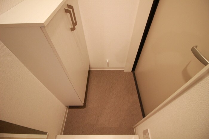 物件内観写真21　(玄関)
