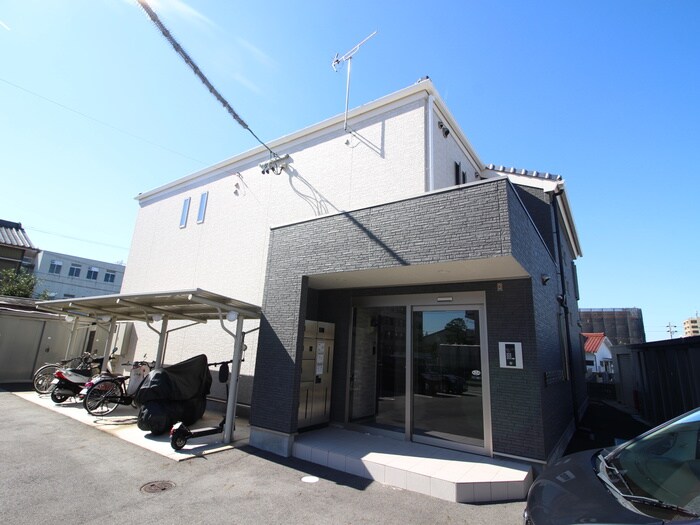 物件外観写真2　(外観写真)