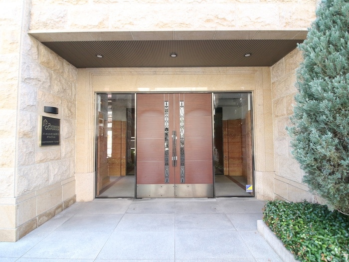 ﾌﾟﾚｻﾝｽ名古屋駅前ｸﾞﾗﾝｳﾞｨﾙ(406)の物件外観写真