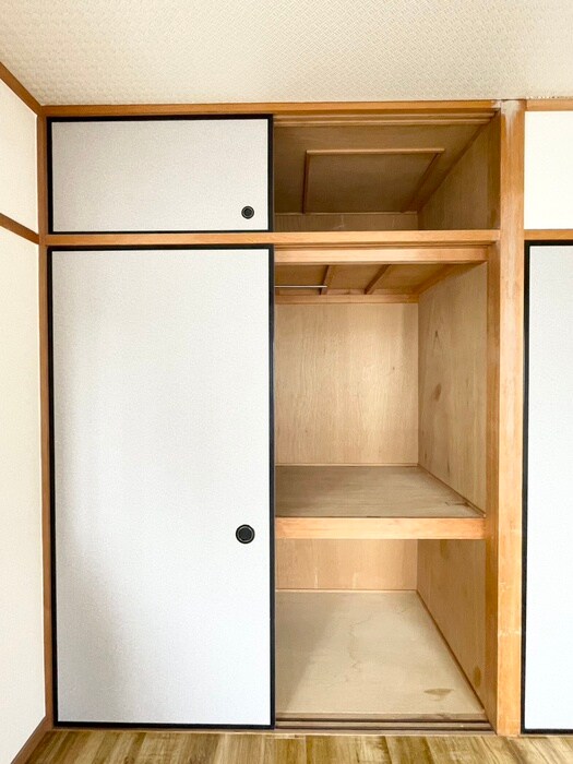 物件内観写真12　(収納)