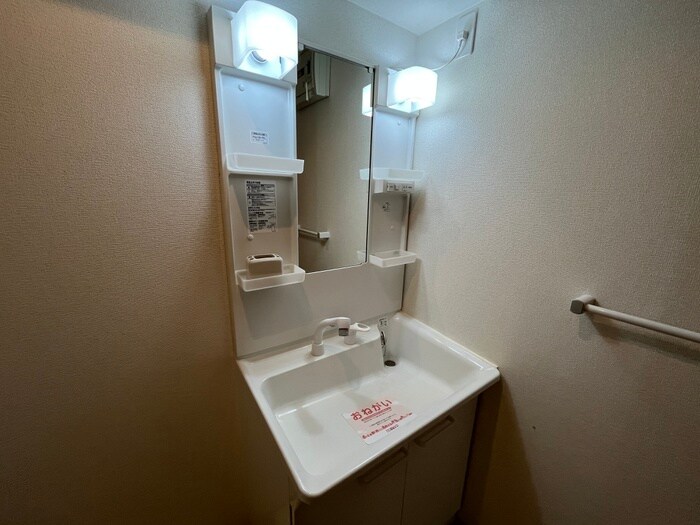 物件内観写真13　(洗面)