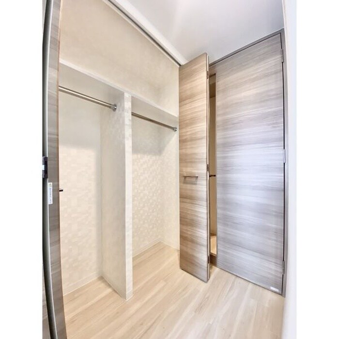 物件内観写真13　(収納)