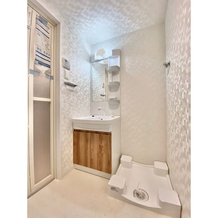 物件内観写真13　(洗面)