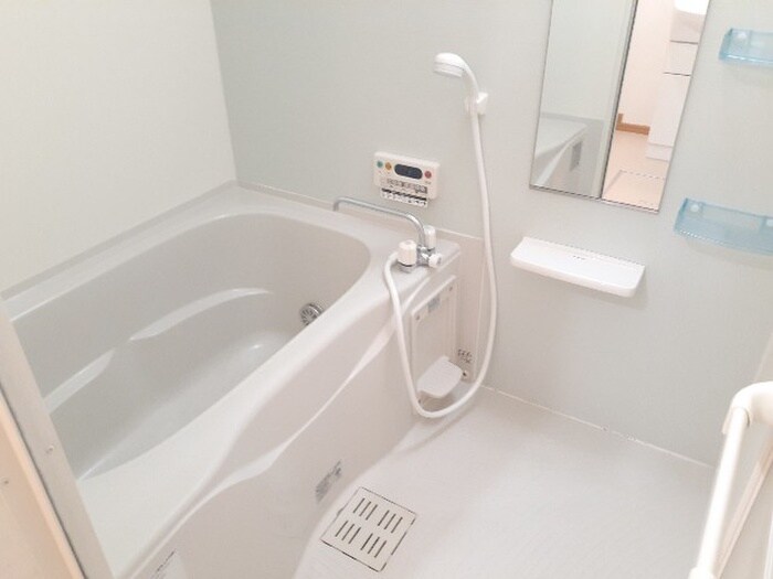 物件内観写真6　(バス／シャワールーム等)