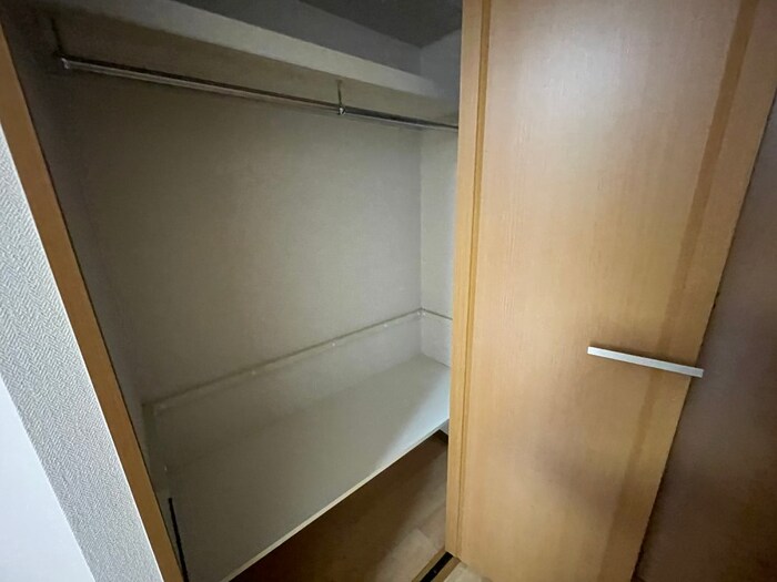 物件内観写真11　(収納)